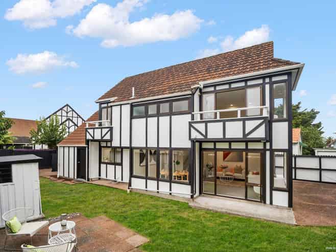 3/15 Swanson Road, Henderson