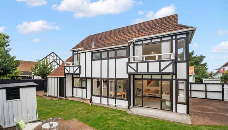 3/15 Swanson Road, Henderson