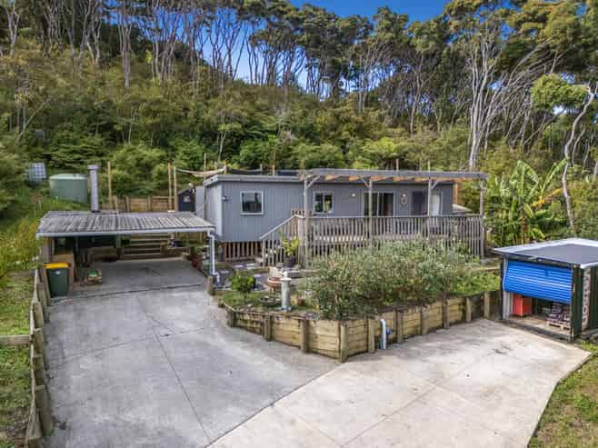12 Chenery Road, Red Beach