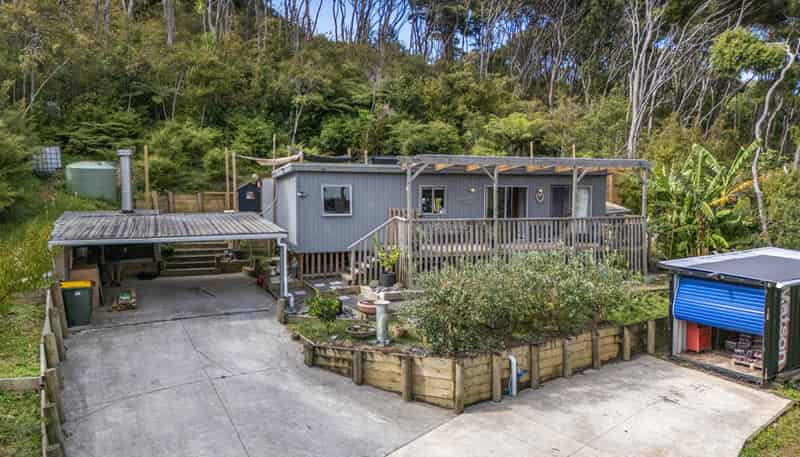 12 Chenery Road, Red Beach