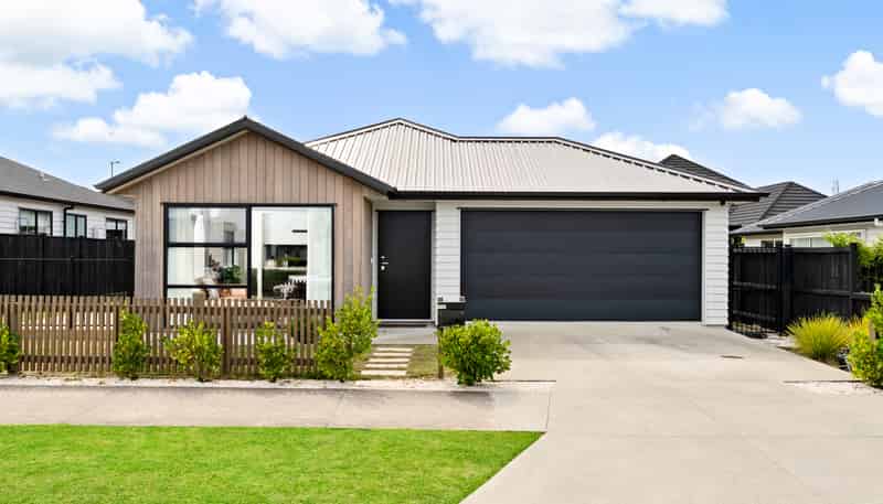 8 Kuinga Street, Milldale