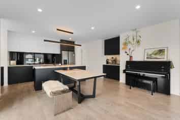 8 Kuinga Street, Milldale