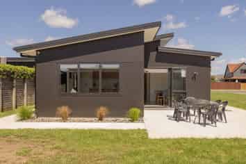 12 Park Lane, Whitianga