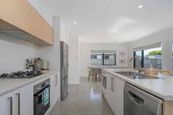 12 Park Lane, Whitianga