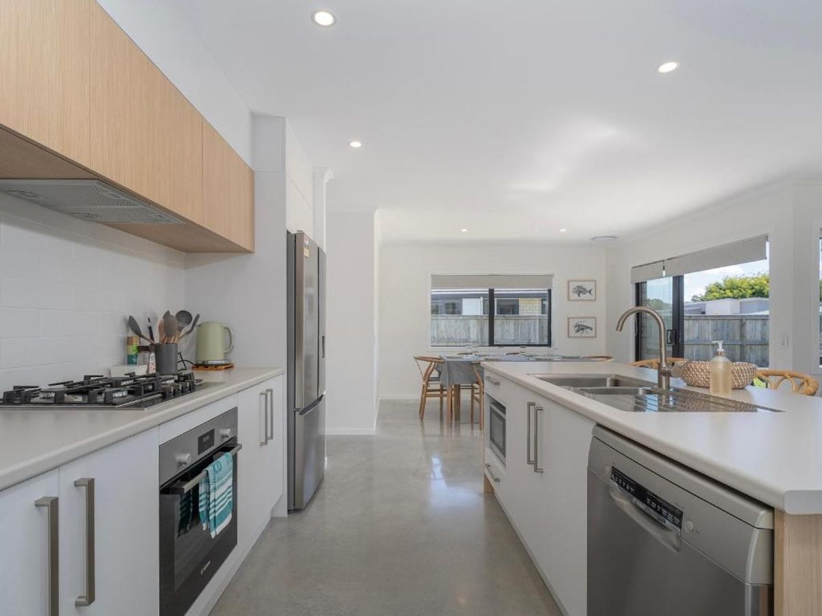 12 Park Lane, Whitianga - Поглед 6