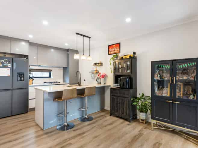 13C Bel Air Drive, Hillsborough