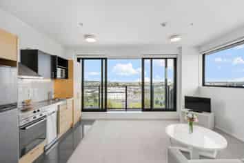 807/17 Putney Way, Manukau