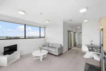 807/17 Putney Way, Manukau