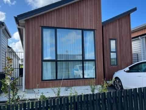 17 Matakohe Road , Westgate