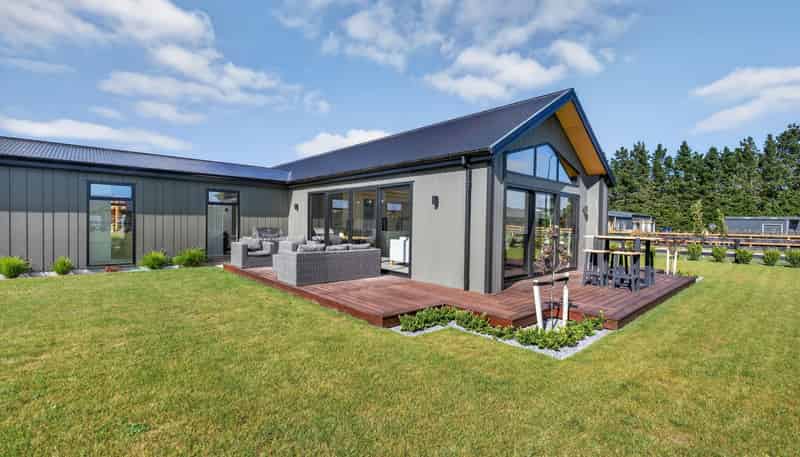 22 Eric Crozier Road, Darfield