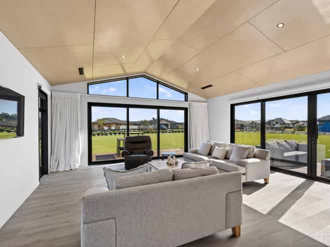 22 Eric Crozier Road, Darfield