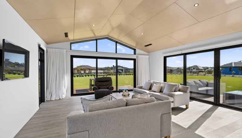 22 Eric Crozier Road, Darfield