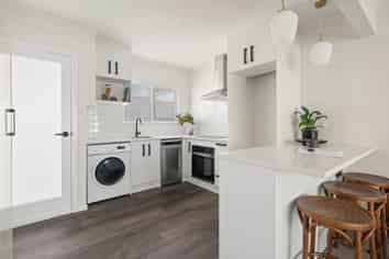 1/134 St Johns Road, Saint Johns