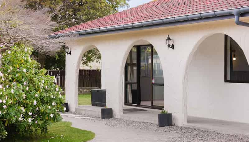 64 Atkinson Avenue, Otaki Beach