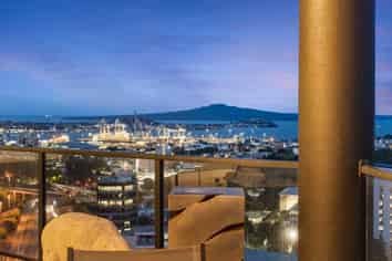 135 Grafton Road, Grafton