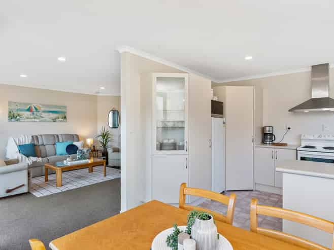 18/83 Langdale Avenue, Paraparaumu