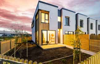 216 Henwood Road, Westgate