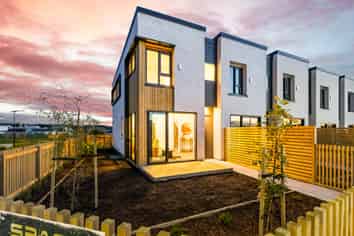 216 Henwood Road, Westgate