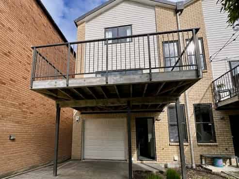 228/172 McLeod Road, Te Atatu South