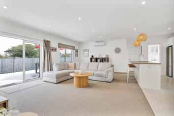 54A Cloten Road, Stratford