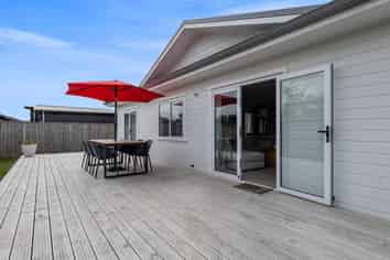 54A Cloten Road, Stratford