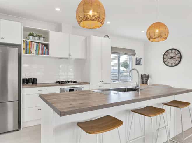 54A Cloten Road, Stratford