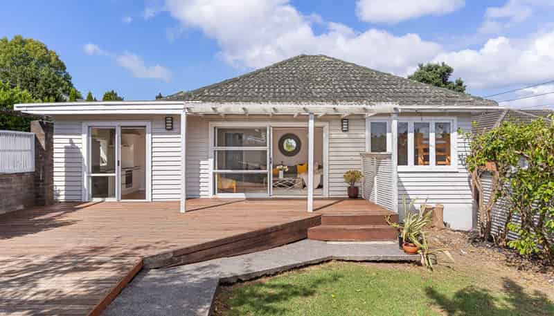 32 Fairlands Avenue, Waterview