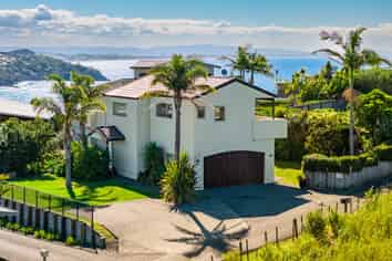 9 Margaret Way, Langs Beach