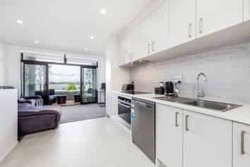 1/43 David Sidwell Place, Stanmore Bay