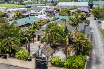 Prime Hospitality Premises for Lease - Takaka