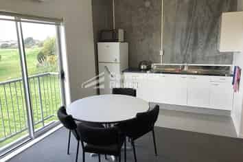 Quality Unit On Great South Road