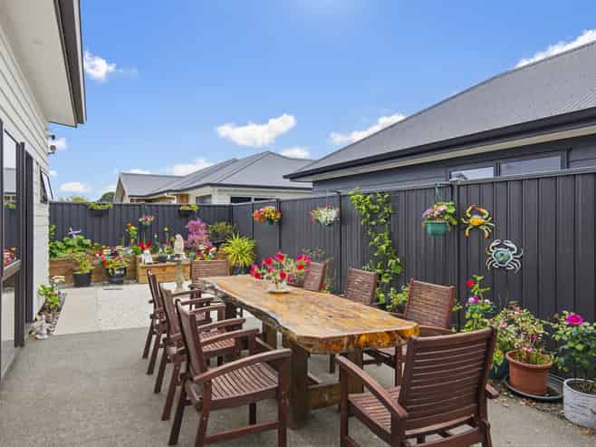 12 Enereta Road, Otaki