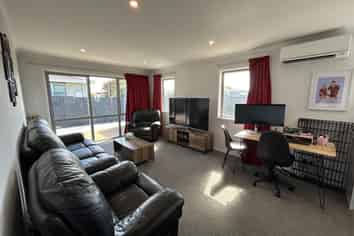 3 Tamarisk Place, Parklands