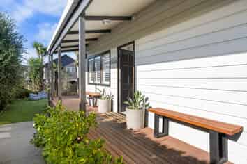 202 Beverley Terrace, Whangamata