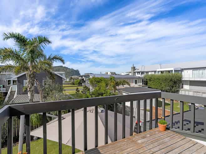 202 Beverley Terrace, Whangamata