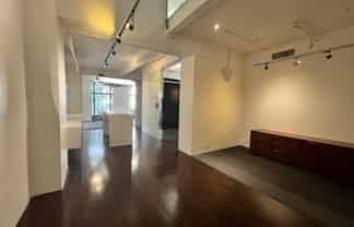 Split-Floor High Street Character Workspace