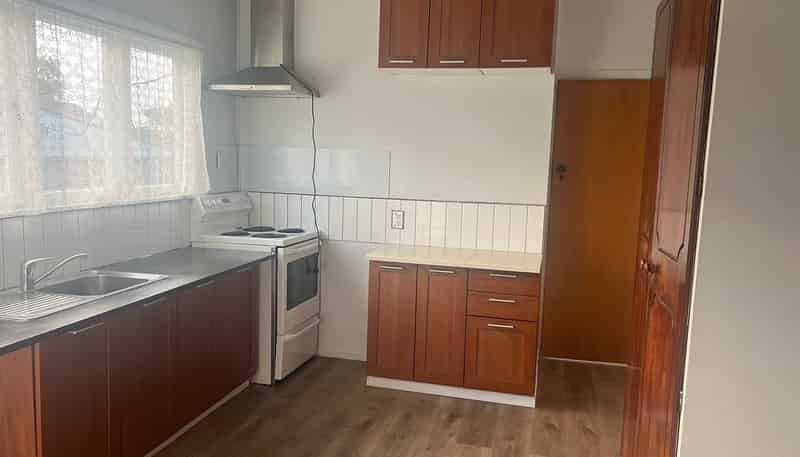 102 Kolmar Road, Papatoetoe