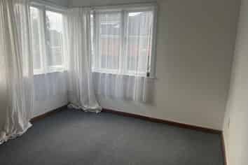 102 Kolmar Road, Papatoetoe