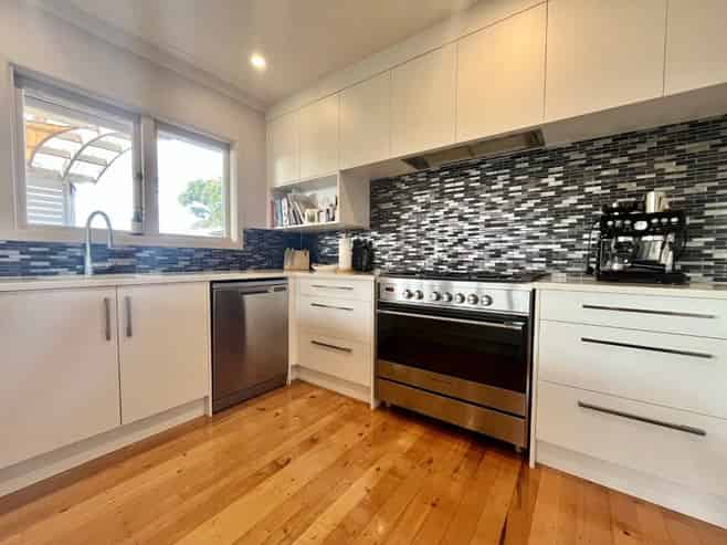 33  Pacific Street, Waiuku