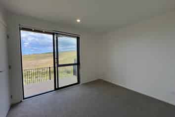 2/23 Makomako Drive, Orewa