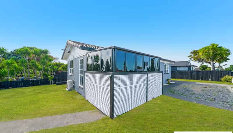 2/86 Palmers Road, Clendon Park