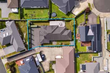 18b Estate Grove, Inglewood