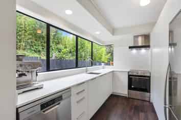 131F Parrs Cross Road, Glen Eden