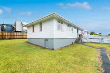 82A Greenslade Crescent, Northcote