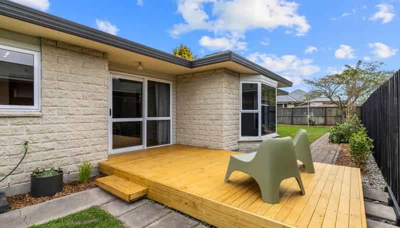 8A Janet Street, Upper Riccarton