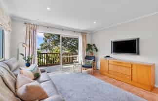43C Woodward Road, Mount Albert