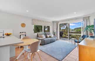 43C Woodward Road, Mount Albert