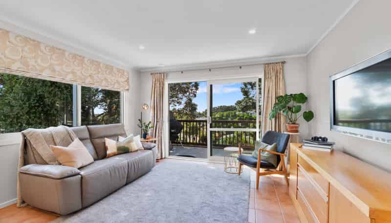 43C Woodward Road, Mount Albert