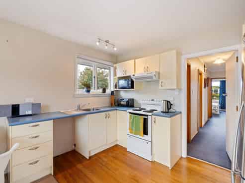 12 Morris Road, Amberley