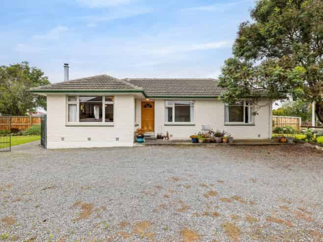 12 Morris Road, Amberley